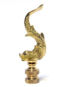 MESSING FISCH COY DEKORATIVE LAMPE ENDSTÜCK 1/4 FADEN - Bild 1 von 3