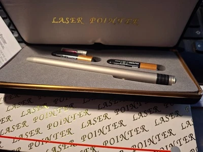 infiniter   laser pointer patented - Immagine 1 di 4