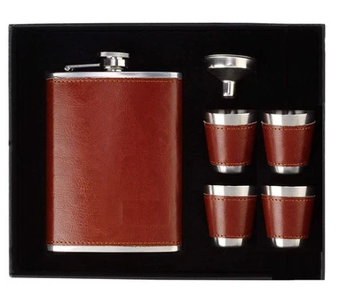 Stainless Steel 8OZ Leather Hip Flask with 4 Shot Glasses Festive Gifting - Image 1 of 4