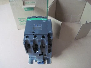 Schneider Electric LC1D65B7 Contactor, 24 VAC, 50-60HZ - Picture 1 of 9