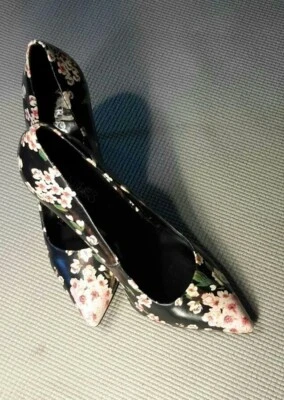 Sapatos femininos Carlos Exude salto agulha rosa tamanho formal 8,5M - Imagem 1 de 4