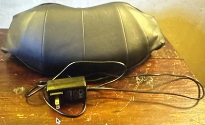 Masajeador Giratorio 3D para Relajar Cuello y Hombros Foto 1 de 4