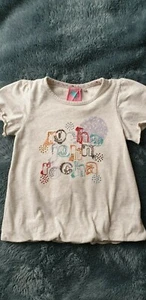 Mädchen John Rocha T.Shirt. Alter 6 Jahre. - Bild 1 von 4