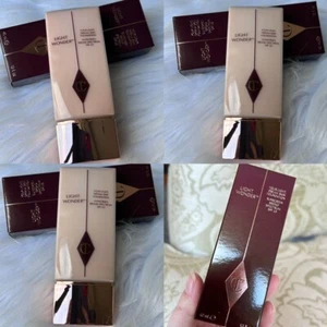 New Charlotte Tilbury Light Wonder Foundation SPF15 Full size 40 ml~Choose Color - Picture 1 of 13