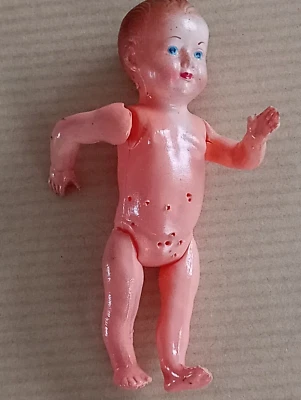 PETITE POUPEE PETIT BAIGNEUR ANCIEN EN PLASTIQUE (celluloid ???)  made in France - Photo 1/2