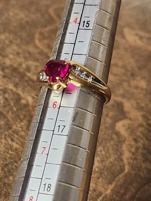 10k YELLOW GOLD  LAB CREATED GROW PINK SAPPHIRE & DIAMONDS HEART BEAUTIFUL 10kt - Image 1 of 4