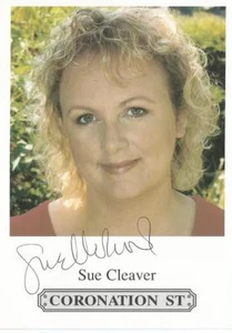 CORONATION STREET* SUE CLEAVER 'EILEEN GRIMSHAW' SIGNED 6x4 PROMO/PHOTO+COA   - Picture 1 of 1