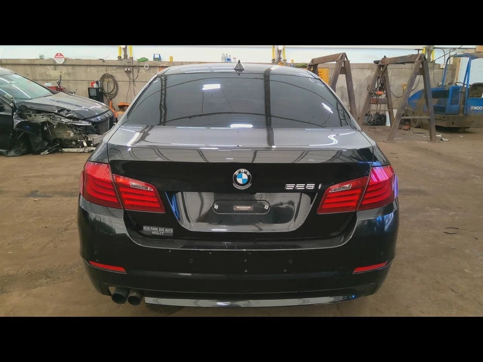 Transfer Case AWD Thru 02/12 Fits 12 BMW 528i 6835842 - Image 1 of 4