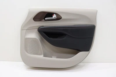 Chrysler Pacifica 2019 2020 panel de moldura de puerta delantera Foto 1 de 4