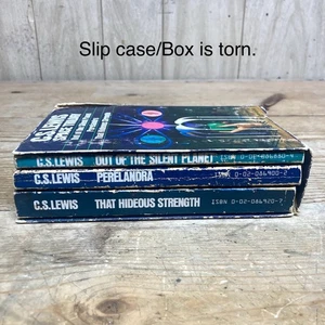 C.S. Lewis Space Trilogy Macmillan Paperbacks Edition Vintage RARE 1965 *READ* - Bild 1 von 19