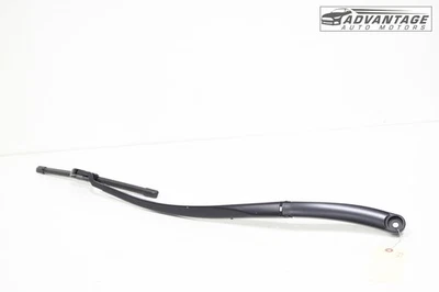 2019-2023 HYUNDAI SANTA FE FRONT WINDSHIELD RIGHT SIDE WIPER ARM & BLADE OEM - Image 1 of 4