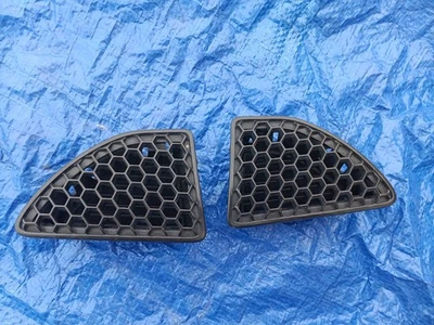 fender vents 2004 2008 Pontiac Grand Prix GXP Vent Inserts Grille OEM Left Right - Imagem 1 de 3