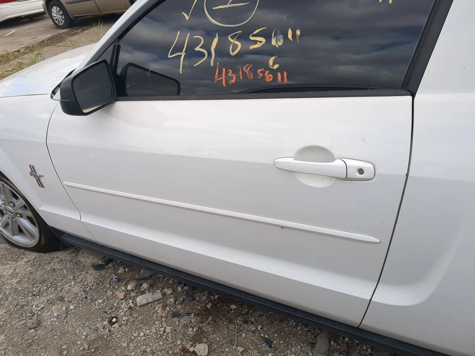 2005-2009 Ford Mustang Driver Front Door Oem CX9PC Foto 1 de 2