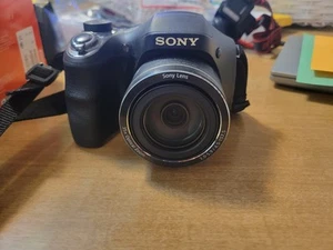 Sony Cyber-shot DSC-H300 20.1 MP Digital Camera - Picture 1 of 5