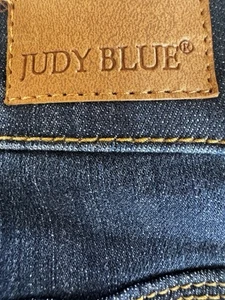 JUDY BLUE Size 11/30 Skinny Fit Pull Up Jeans Dark Wash Stretch Pockets NWOT - Picture 1 of 13