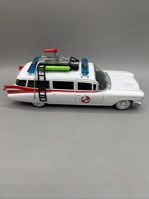 JADA 1:24 die-cast Ghostbusters 1959 Cadillac Ambulance Ecto-1 Toy Model Car - Image 1 of 4