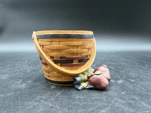 Blossom Bucket Suzi Skoglund 2000 Apple Basket w/Apples and Green/Ivory Quilt - Picture 1 of 9