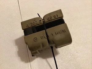 11-17 Mercedes W207 E550 E400 Door Seat Vacuum Pump Foam Cover 2078000097 OEM - Picture 1 of 9