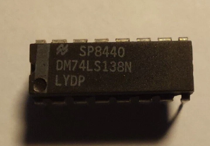 DM74LS138N  circuit intégré  DIP 16  NATIONAL SEMI CONDUCTEUR (2 pièces) - Photo 1/1