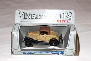 ERTL VINTAGE VEHICLES 1932 FORD ROADSTER #2501 1/43 SCALE ORIGINAL BOX NO PLASTI - Picture 1 of 6