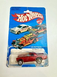 Hot Wheels 1981 Red '57 T-Bird No. 2013 Malaysia Aged Card  - Picture 1 of 8