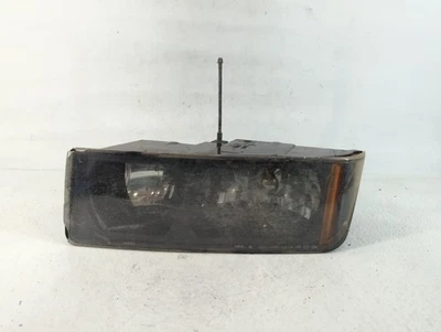 Faro luz derecha pasajero Chevrolet Avalanche OEM PGZ51 Foto 1 de 4