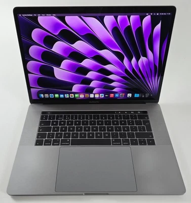 Apple MacBook Pro 15" Retina i7 16GB 256GB Radeon Pro 555 2GB 2017 Touchbar #111 - Bild 1 von 4