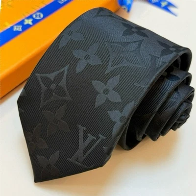Corbata de seda jacquard con logotipo de Louis Vuitton en negro Foto 1 de 4