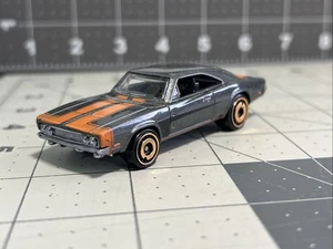 Hot Wheels Muscle Mania - ‘69 Dodge Charger 500 *LOOSE* - Picture 1 of 9