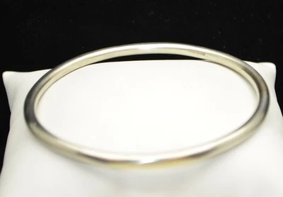Brazalete de plata de ley liso redondeado 7,5" #FME744 Foto 1 de 3