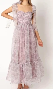 $139 Petal and Pup Women's Floret Midi Dress Medium - Picture 1 of 11