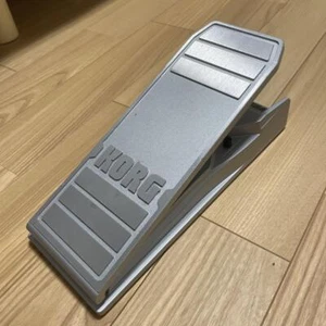 Korg XVP-10 Expression Pedal Volume Pedal footstool silver JP - Picture 1 of 3