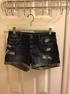 Aeropostale Distressed Cuffed Midi Stretch Denim Shorts size 2 - Picture 1 of 4