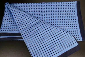 70 anni *vintage *rockabilly * foulard * sciarpa * pois * blu - Foto 1 di 2