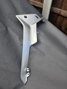 Honda VFR1200F R/H Silber Verkleidung. - Bild 1 von 3