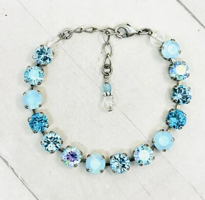 Aquamarine Blue Cup Chain Bracelet made with Frosted Aquamarine Crystals - Picture 1 of 7