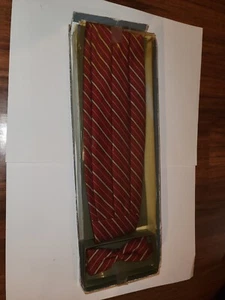 New Vintage Stock Lord West Men's Red Cumberbun And Bowtie Set - Picture 1 of 3