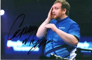 DARTS: CAMERON MENZIES 'CAMMY' SIGNED 6x4 ACTION PHOTO+COA **PROOF** - Picture 1 of 2