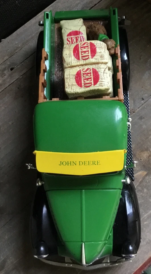 Vntg. 1947 Dodge John Deere Heavy Quality Die Cast Cons. w/ Cargo&Dog,Fun - Image 1 of 4