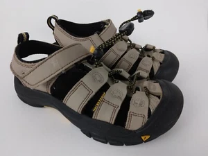 Keen Sandals Waterproof Shoes Boys Tan Brown Black Kids Youth Size 1 - Picture 1 of 11