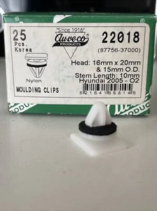 AuVeCo Products 25 Rocker Moulding Clips with Sealer For Hyundai 87756-37000 - Picture 1 of 3