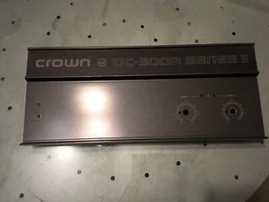 Crown DC-300A Series II Power Amplifier FOR PARTS - Picture 1 of 8