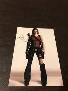 UNPOSTED MOVIE 4 X 6 POSTCARD - MILLA JOVOVICH - Picture 1 of 2