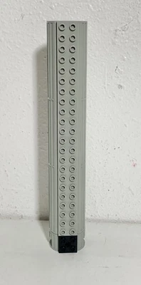 LEGO Electric 4.5V 3 C-Cell Battery Box with Switch - Image 1 of 4