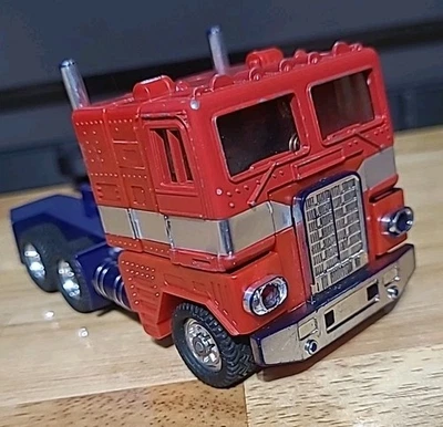 Vintage Original 1980s Hasbro Transformers G1 Optimus Prime - Parts - Image 1 of 4