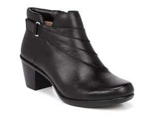Botín para mujer Naturalizer Emilia de cuero negro 8,5 W - Imagen 1 de 5