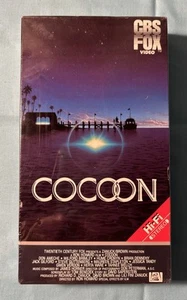 Cocoon (VHS, 1996) CBS FOX VIDEO NEW - Foto 1 di 6