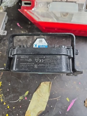 Toyota Land Cruiser 2020-2021 -K- sensor de radar 88210-48071 usado OEM *DC496 Foto 1 de 2