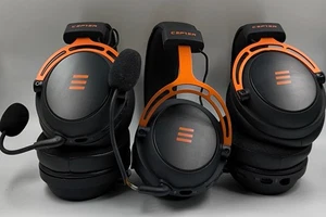 Lote de 3 Auriculares Inalámbricos para Juegos Cepter Air Pro V2 No Funciona Falta Un Micrófono - Imagen 1 de 14