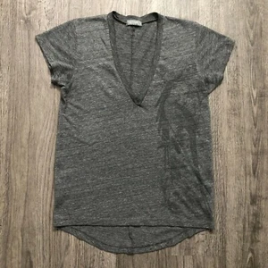 Delia*s Parrot Heather Gray Cap Sleeve Asymmetric Hem V-Neck T-Shirt Size Small - Picture 1 of 4